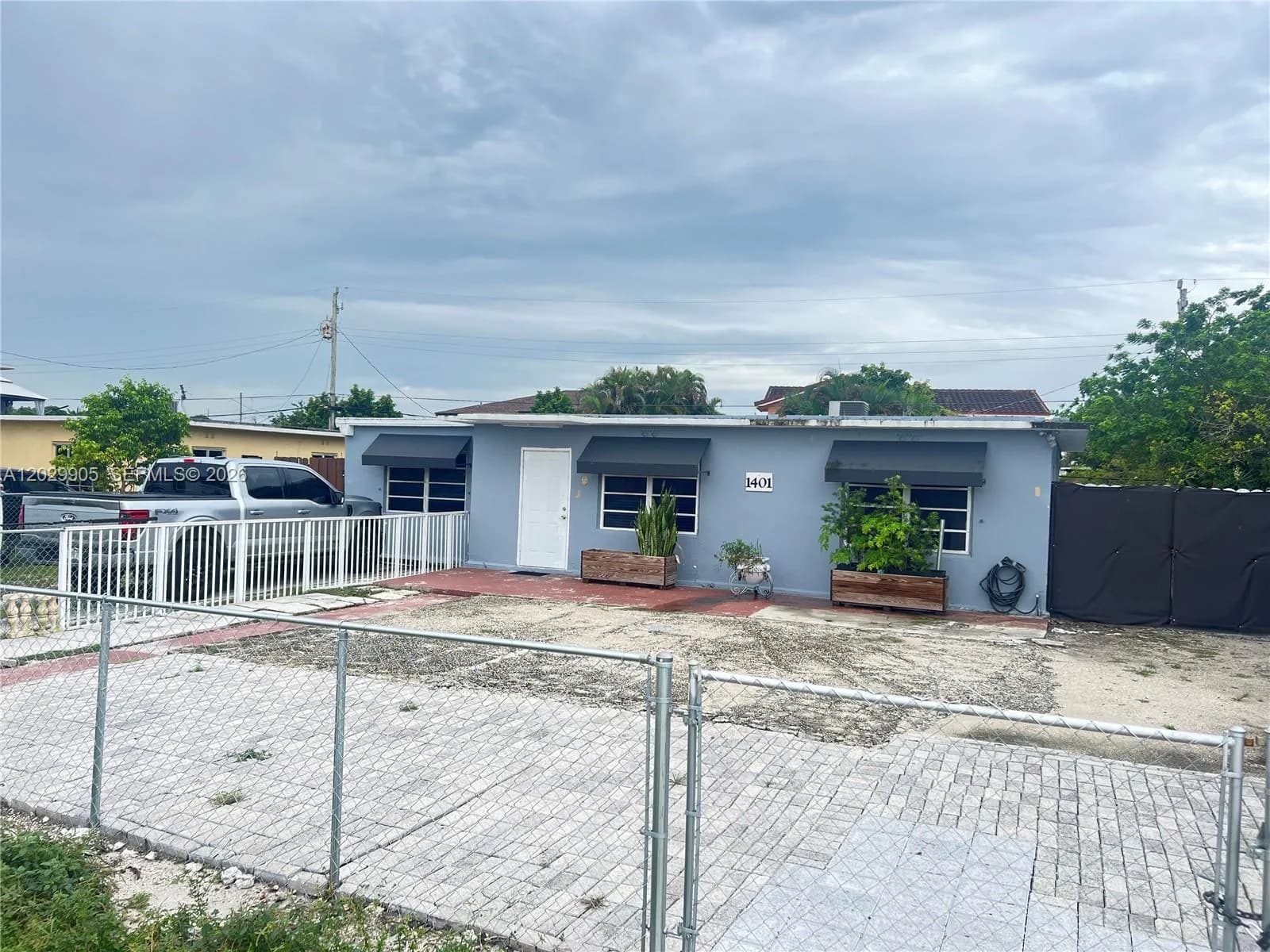 1401 E 8th Ave # n/a, Hialeah, FL 33010