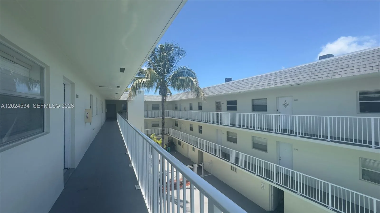12890 NE 8th Ave # 302, North Miami FL 33161