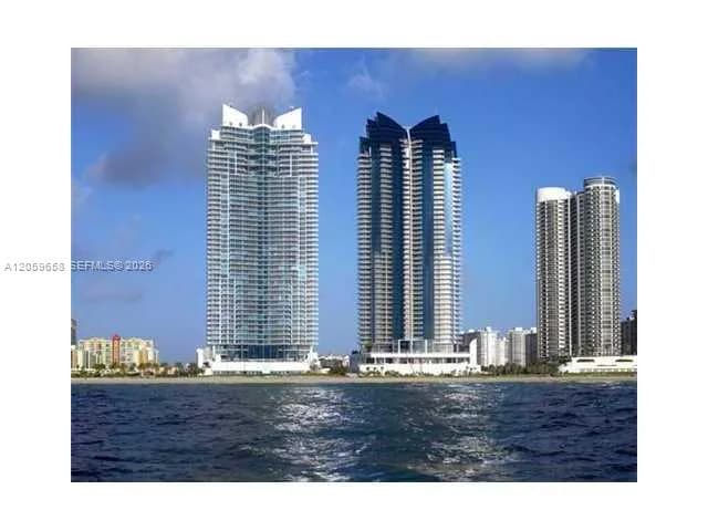 17121 COLLINS AV # 2108, Sunny Isles Beach, FL 33160
