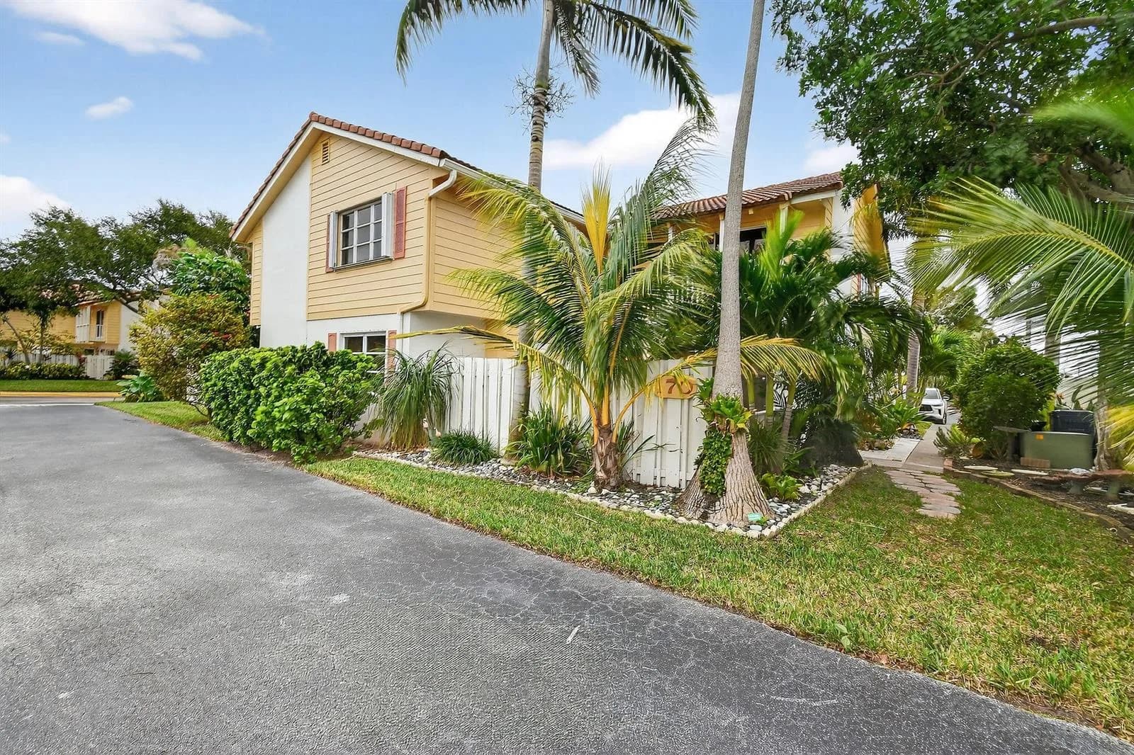 170 Seabreeze Circle, Jupiter FL 33477
