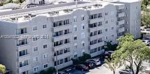 600 NW 32nd Pl # 303, Miami, FL 33125