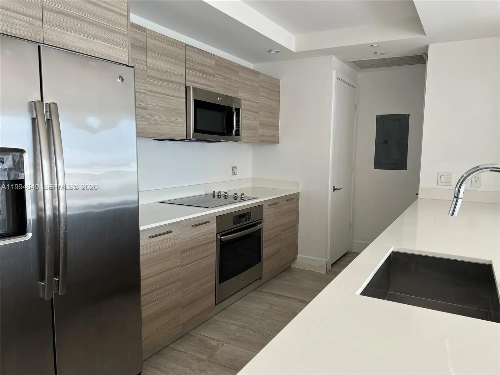 121 NE 34th St # 1207, Miami, FL 33137