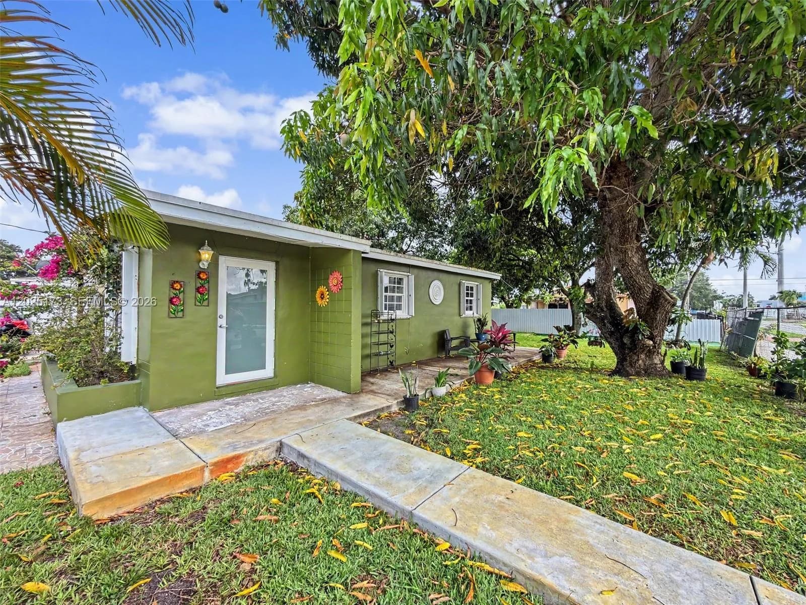 1901 NW 153rd St, Miami Gardens, FL 33054