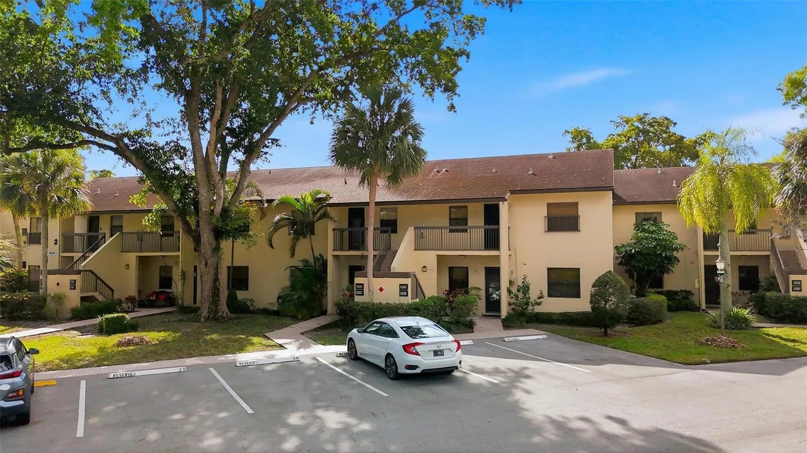 3053 Carambola Circle N # Unit 3053, Coconut Creek FL 33066