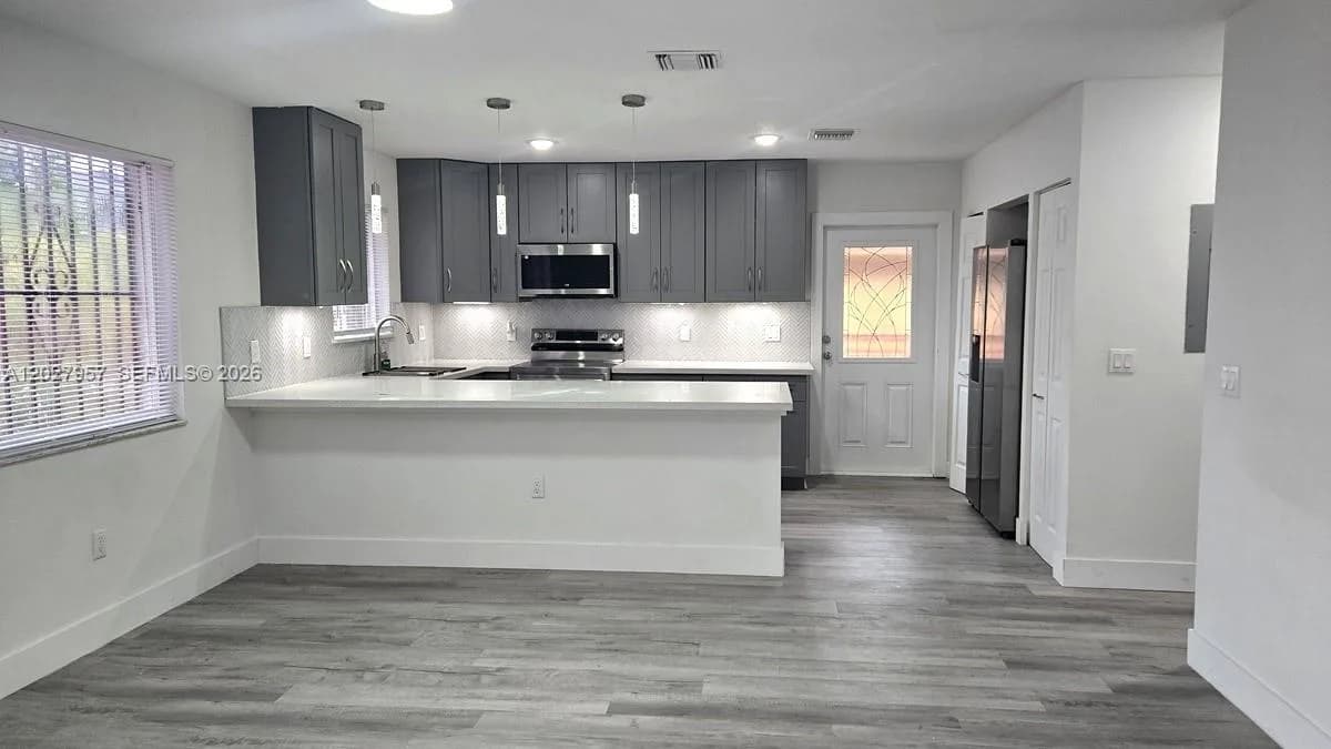 4952 NW 21st Ave # 0, Miami, FL 33142