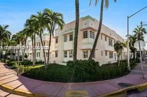 550 15t Street # 203, Miami Beach, FL 33139