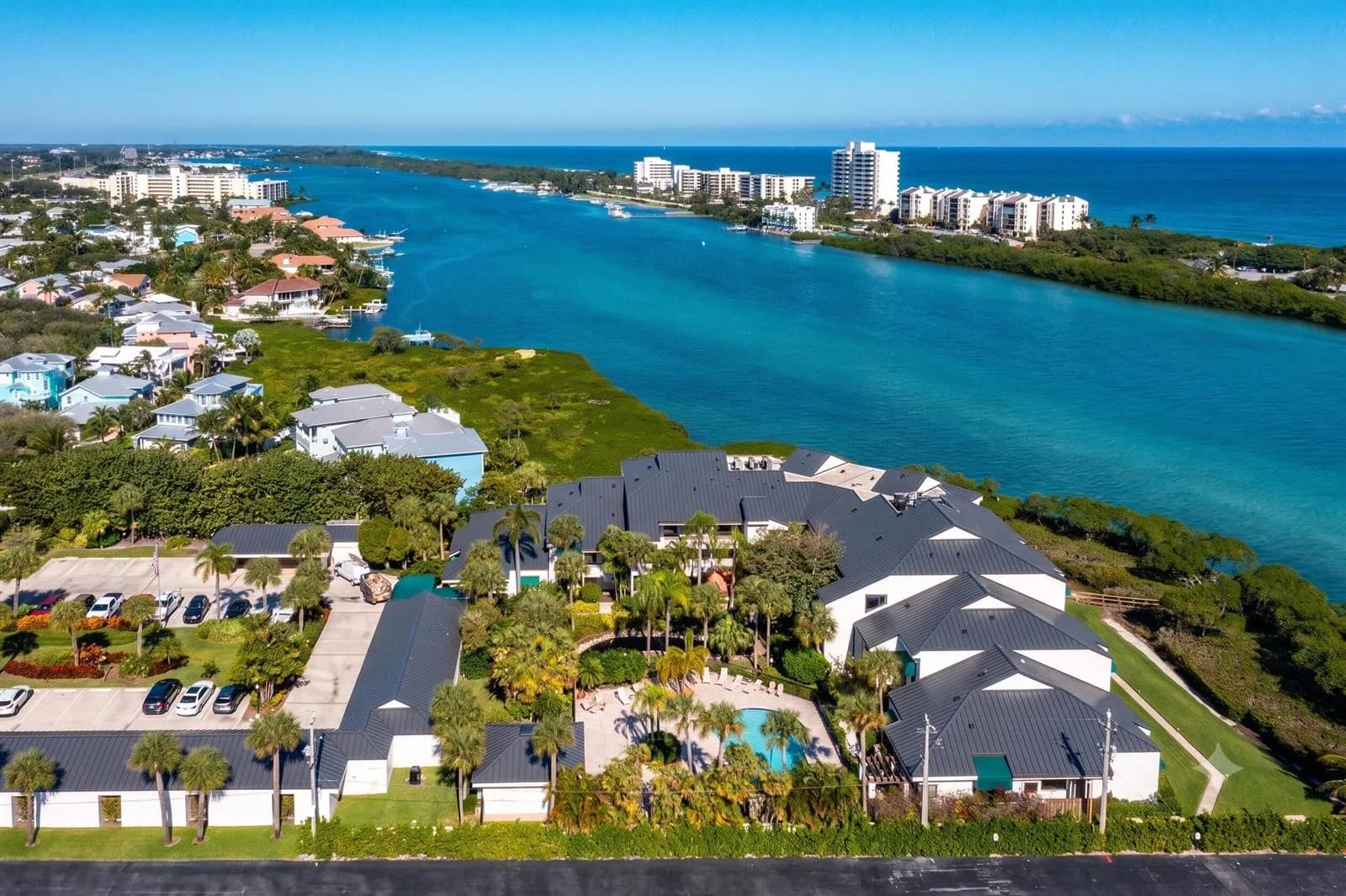 200 Waterway Road # 204, Tequesta FL 33469