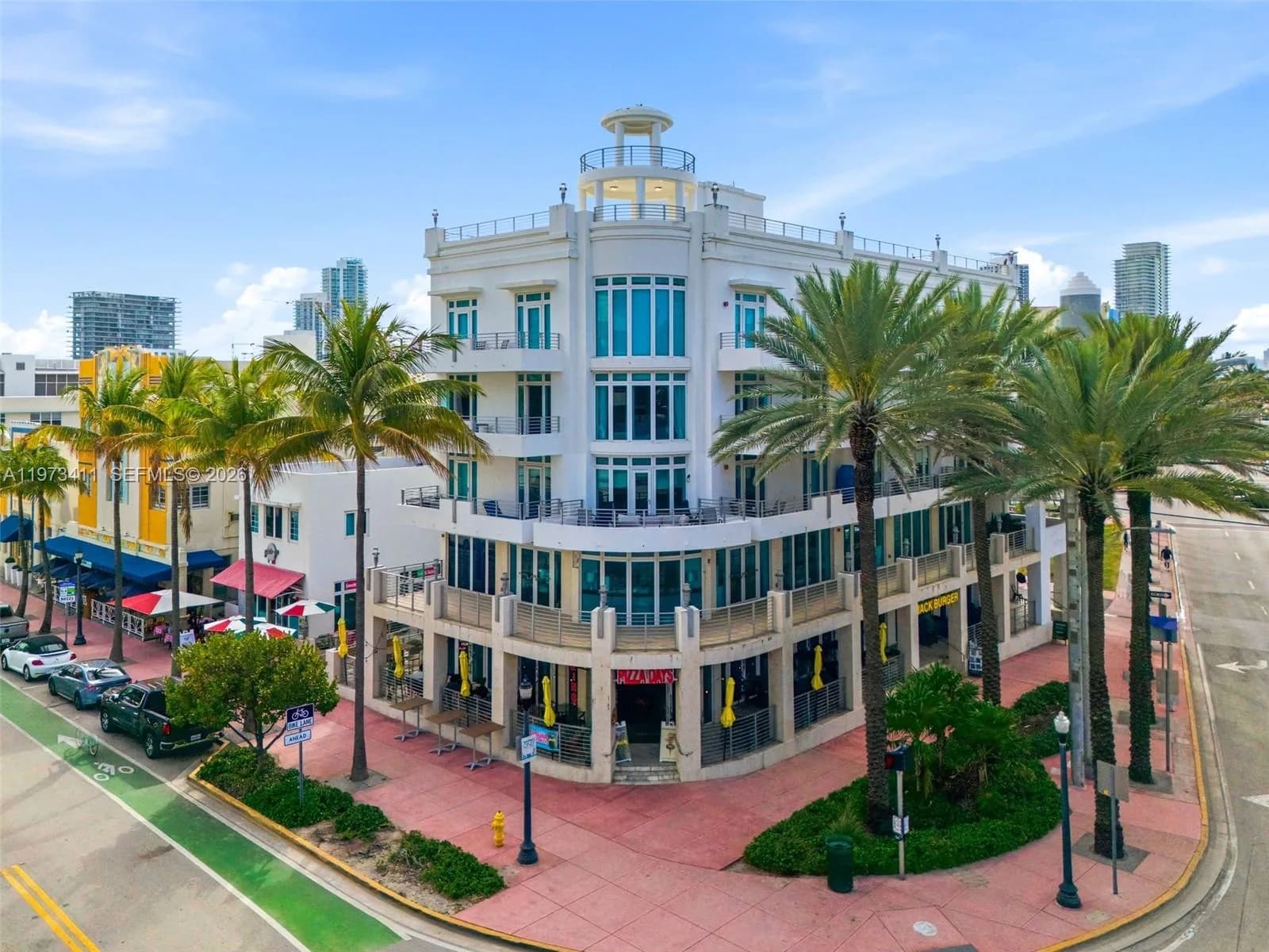 448 Ocean Dr # 303, Miami Beach FL 33139
