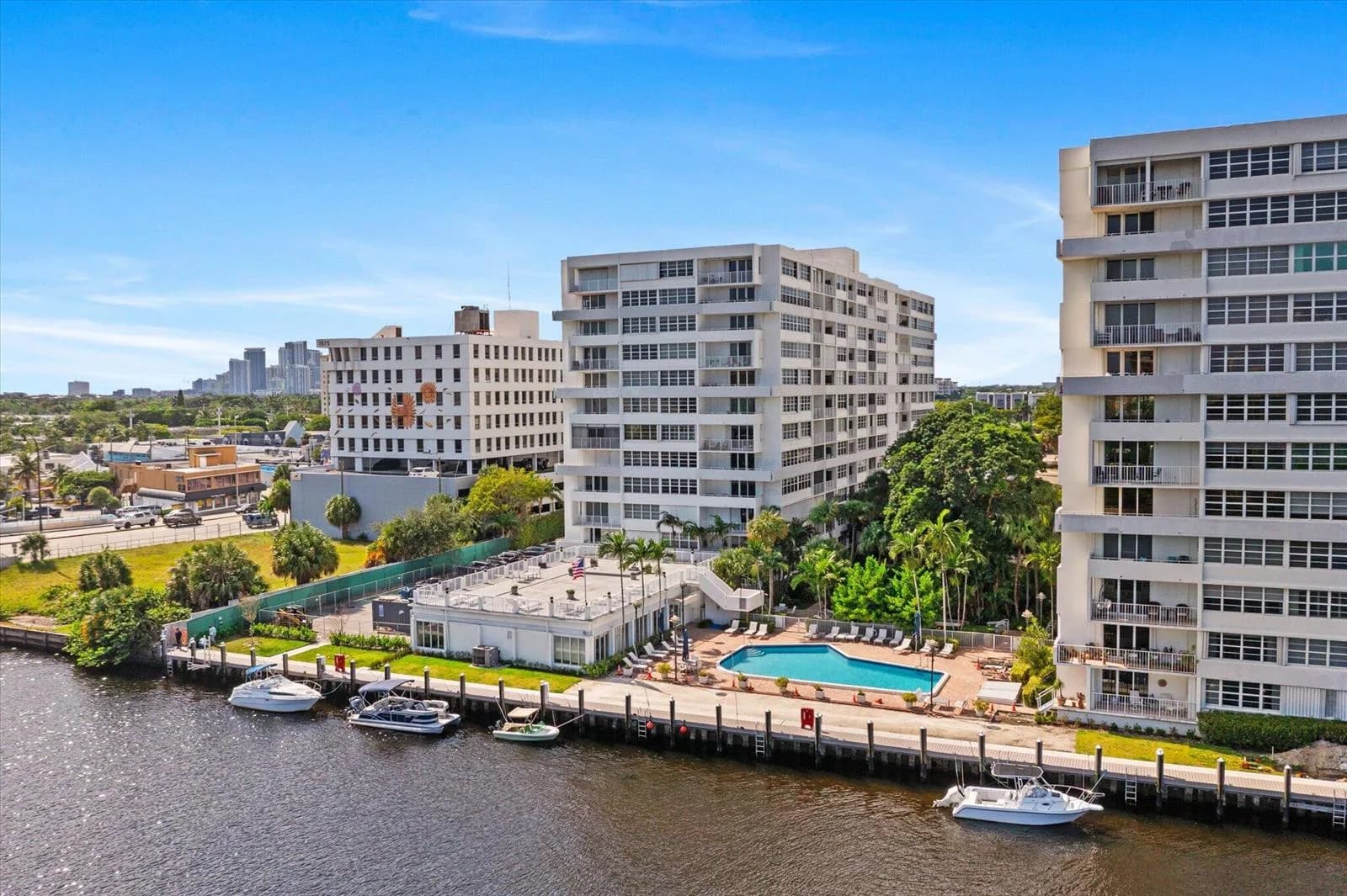 1160 N Federal Highway # 221, Fort Lauderdale, FL 33304