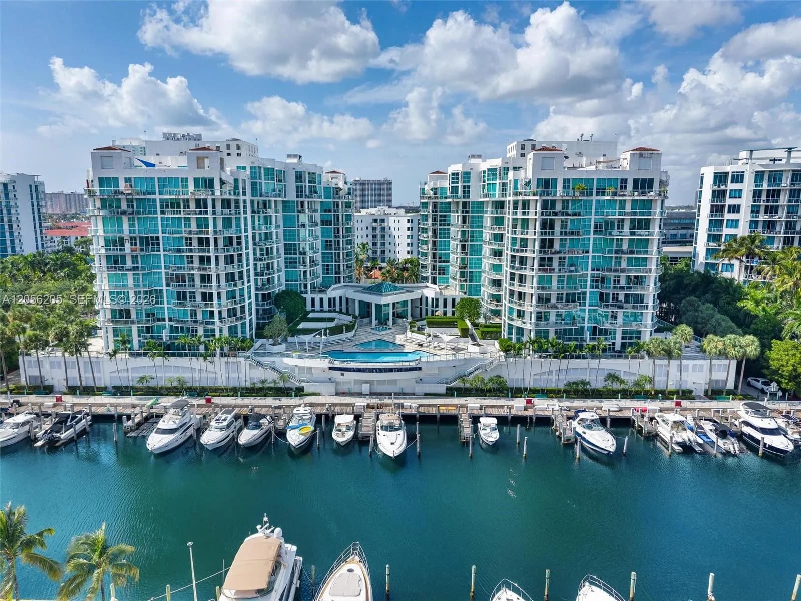 3131 NE 188th St # 2-705, Aventura, FL 33180