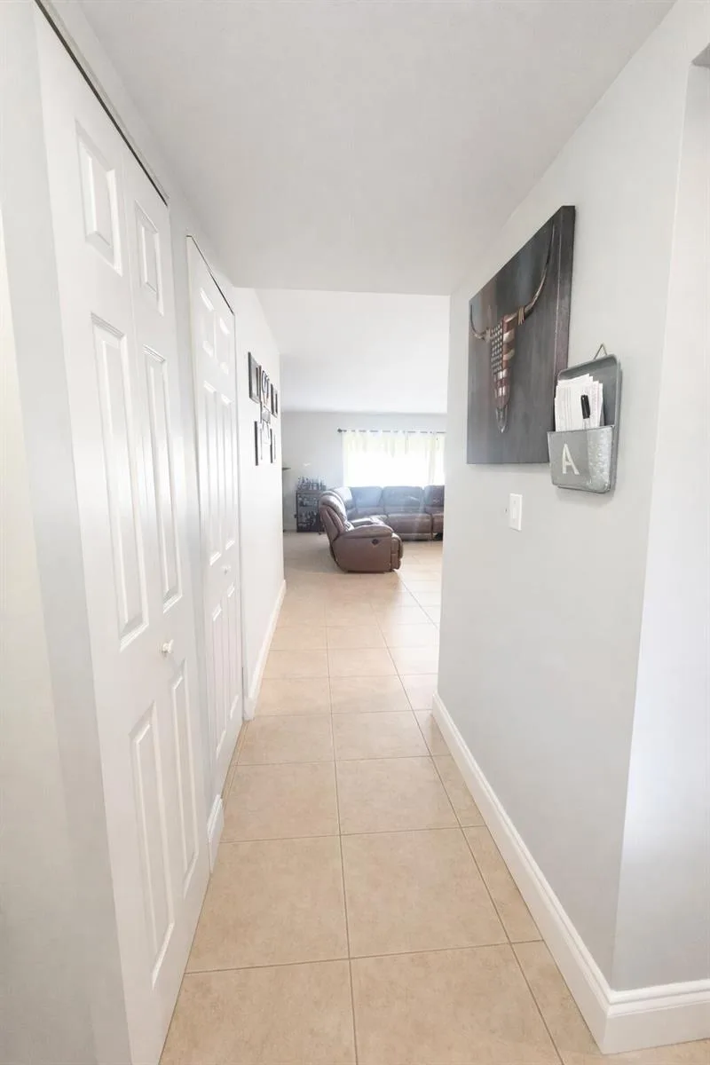 4052 N Pine Island Road # 1c, Sunrise FL 33351