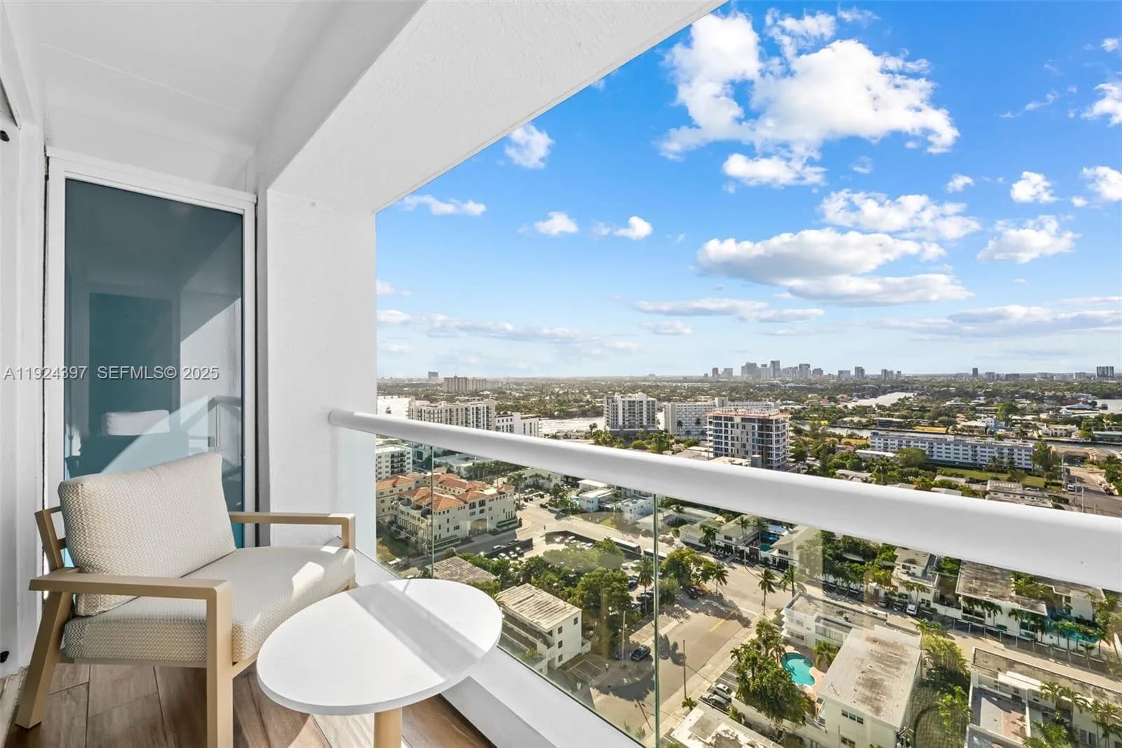 551 N Fort Lauderdale Beach Blvd # R1904, Fort Lauderdale, FL 33304