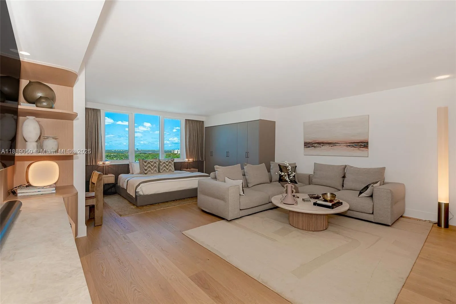 2301 Collins Ave # 1527, Miami Beach, FL 33139