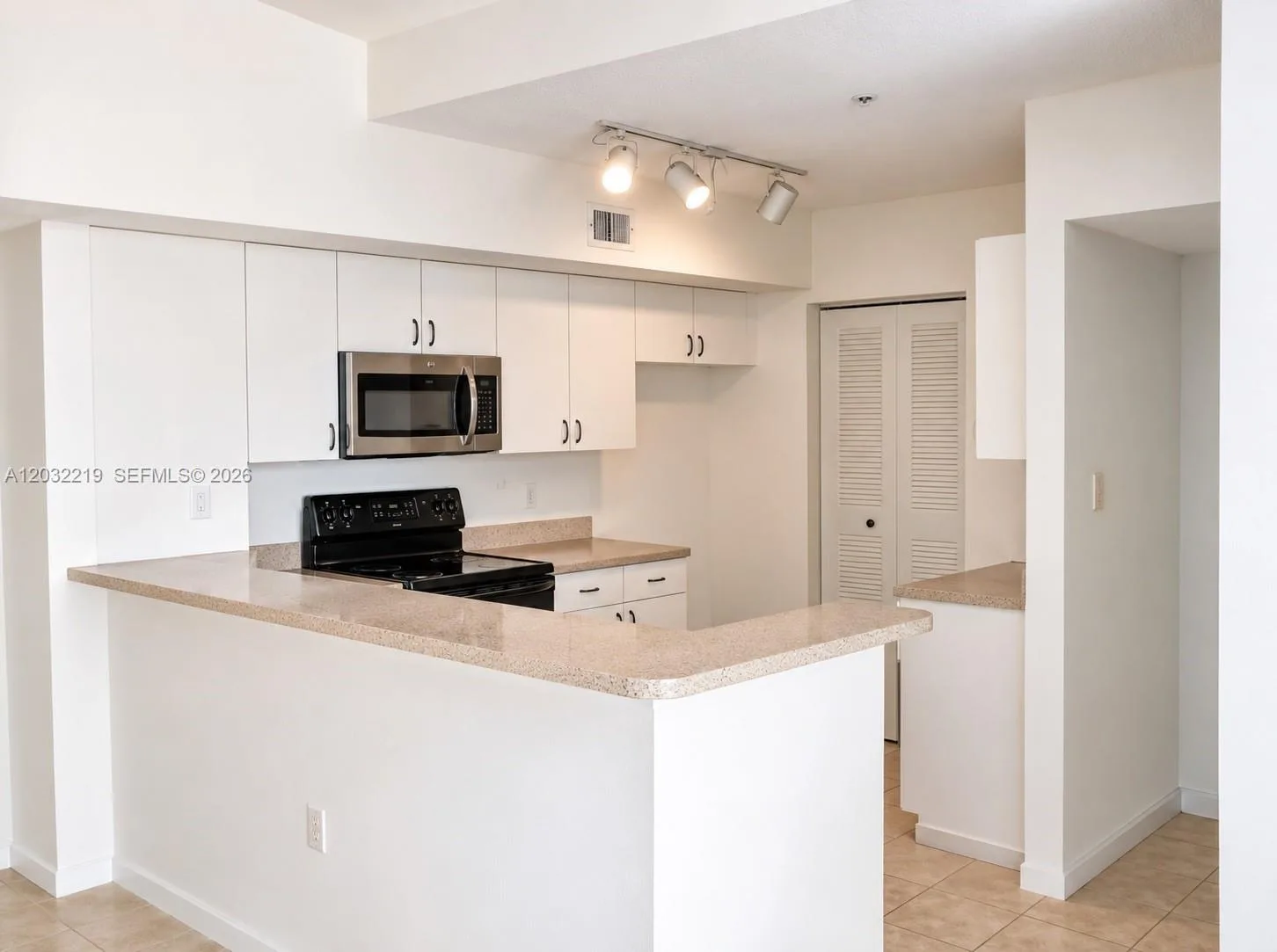 3854 Lyons Rd # 301-5, Coconut Creek FL 33073