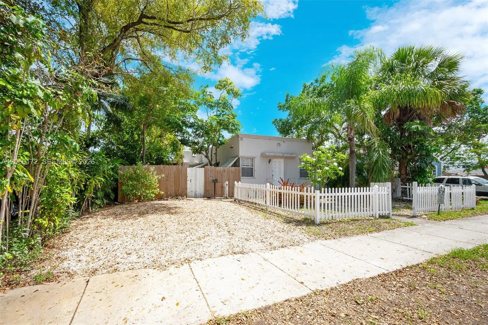 1922 Mckinley St # 3, Hollywood, FL 33020