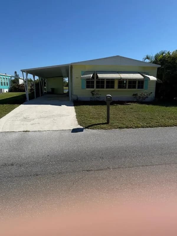 4 E East Caribbean, Port St. Lucie FL 34952