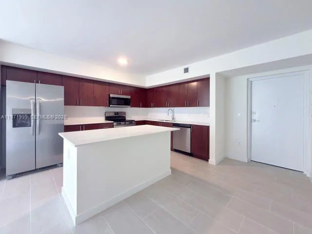 11239 NW 4th Ter # 610, Sweetwater FL 33172