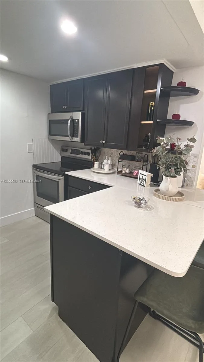 625 SW 16th Ave # 0, Miami, FL 33135