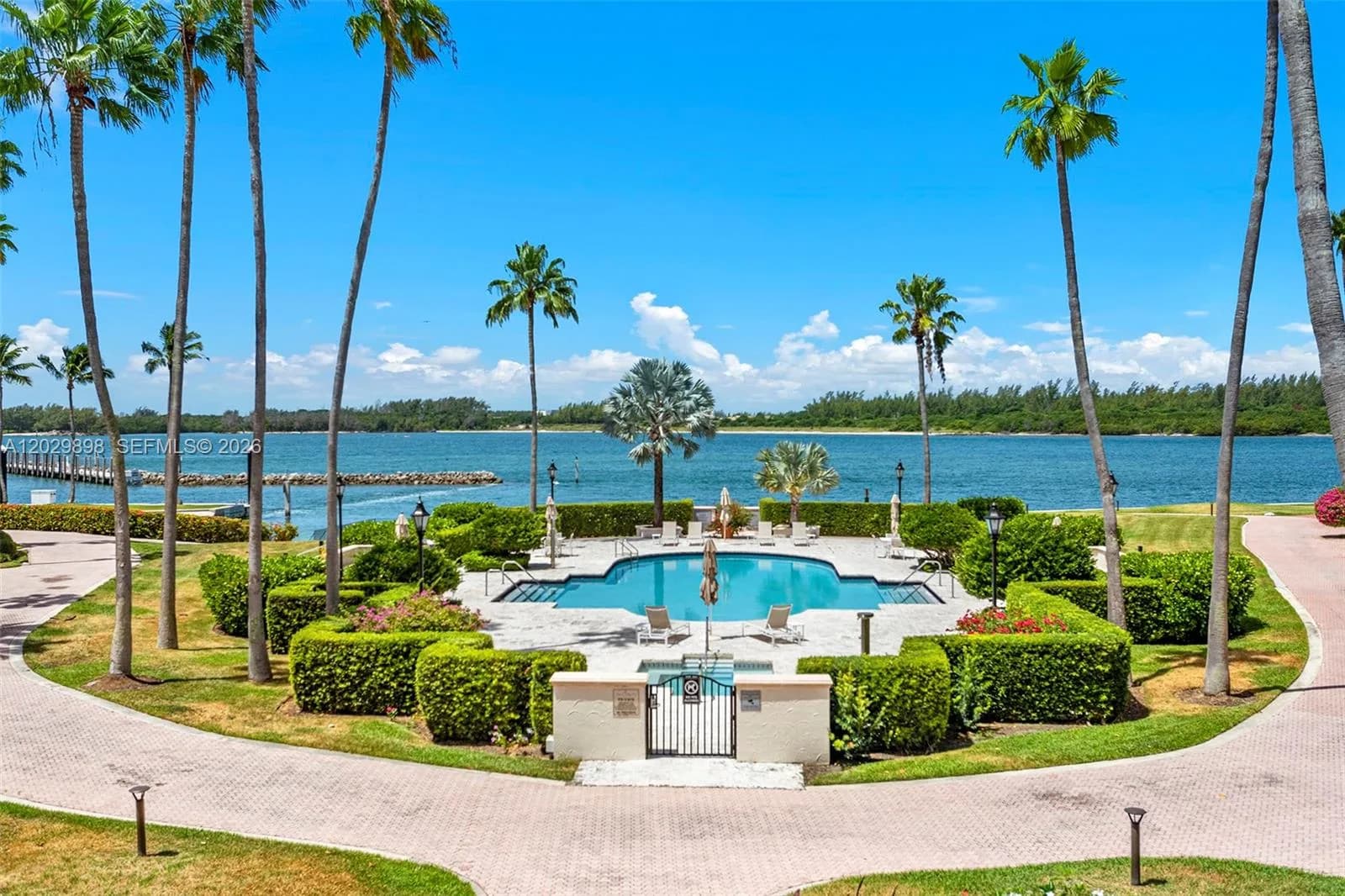 2122 Fisher Island Dr # 2122, Miami Beach FL 33109
