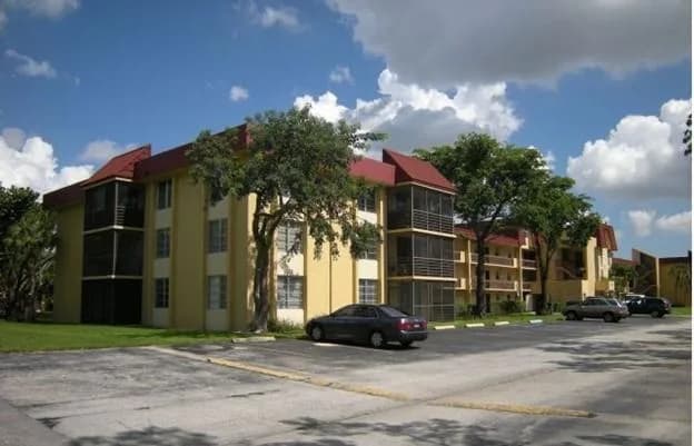 3490 Foxcroft Road # 317, Miramar FL 33025