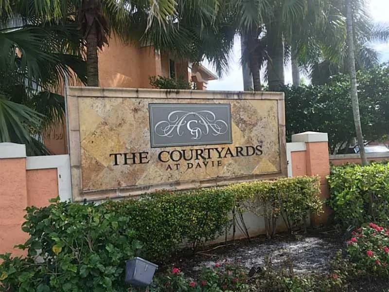 6900 SW 39th Street # 311k, Davie FL 33314