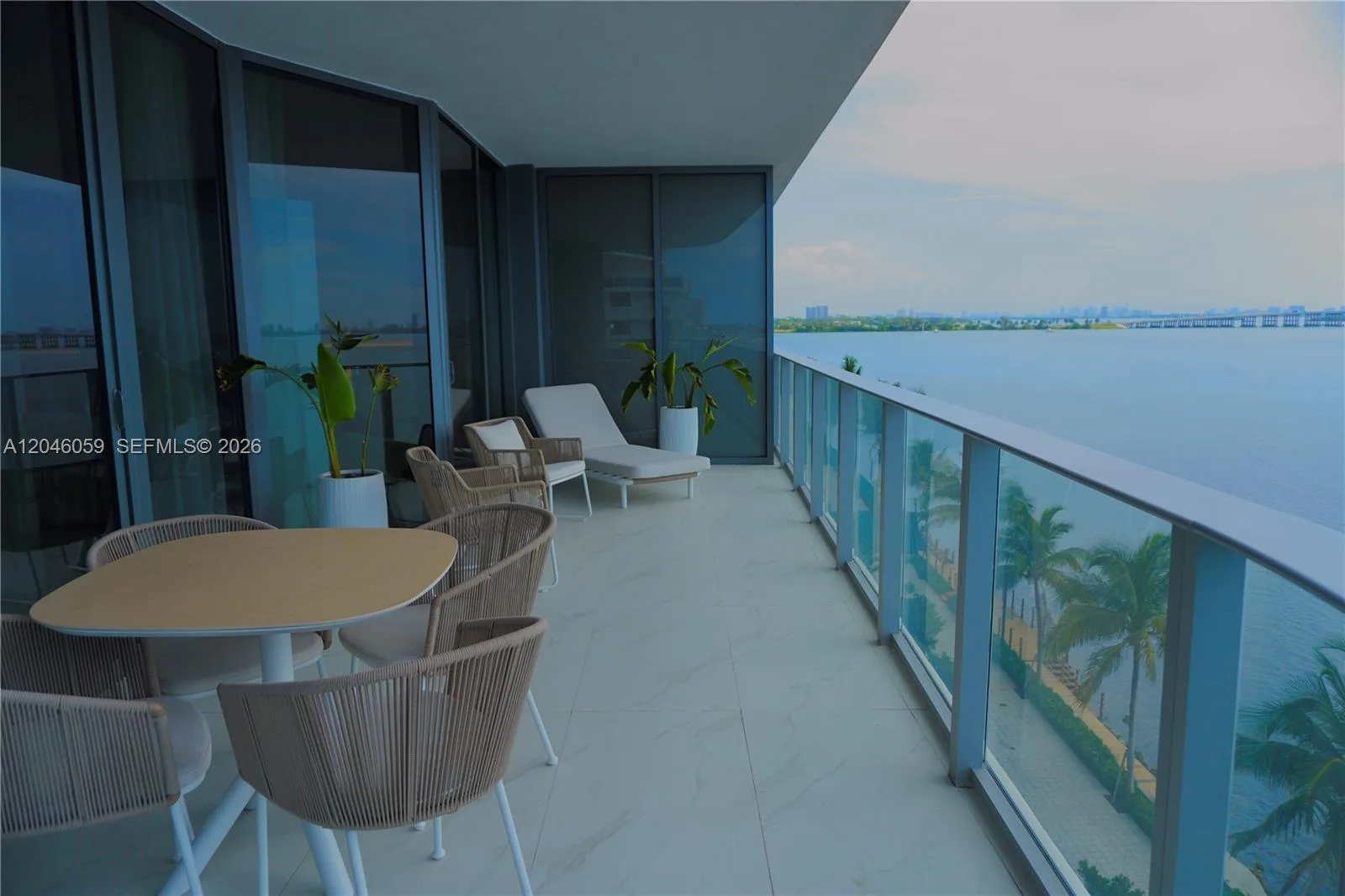 725 NE 24 St # 401, Miami, FL 33137