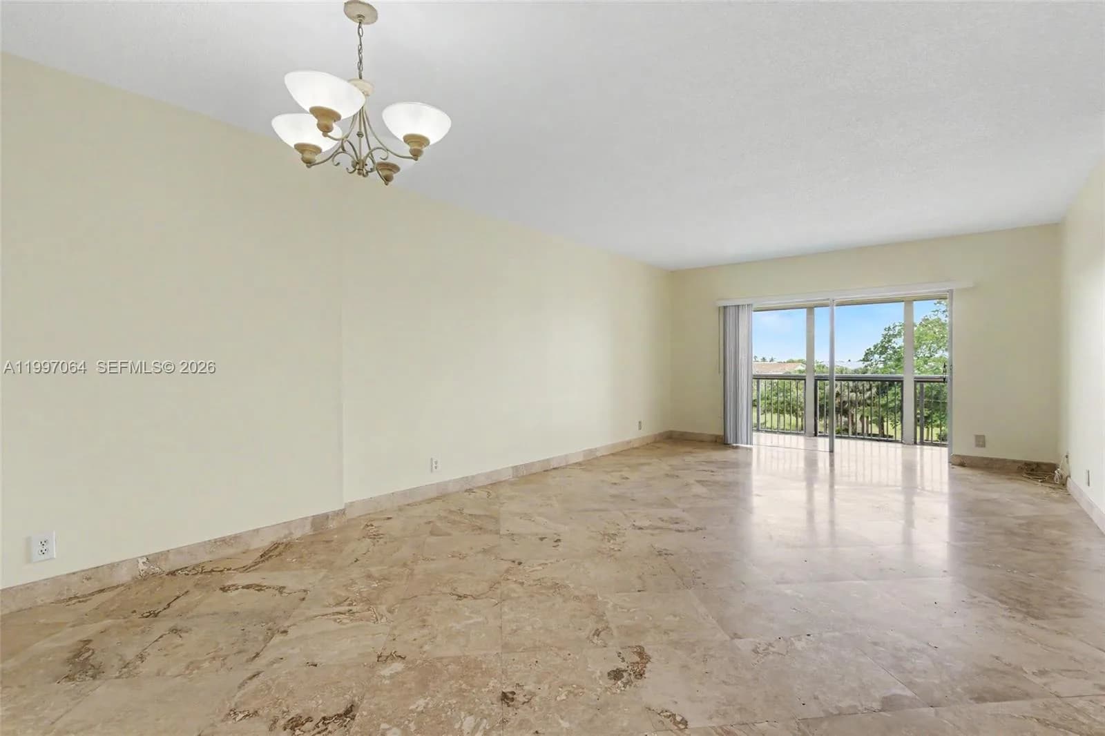 4200 Hillcrest Dr # 408, Hollywood, FL 33021