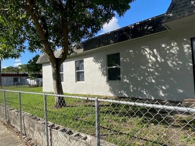 3929 NW 207th St Rd, Miami Gardens FL 33055