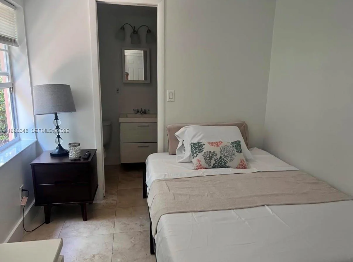 1949 NE 173rd St # 0, North Miami Beach FL 33162