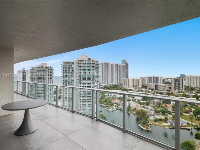 330 Sunny Isles Blvd # 5-2404, Sunny Isles Beach, FL 33160