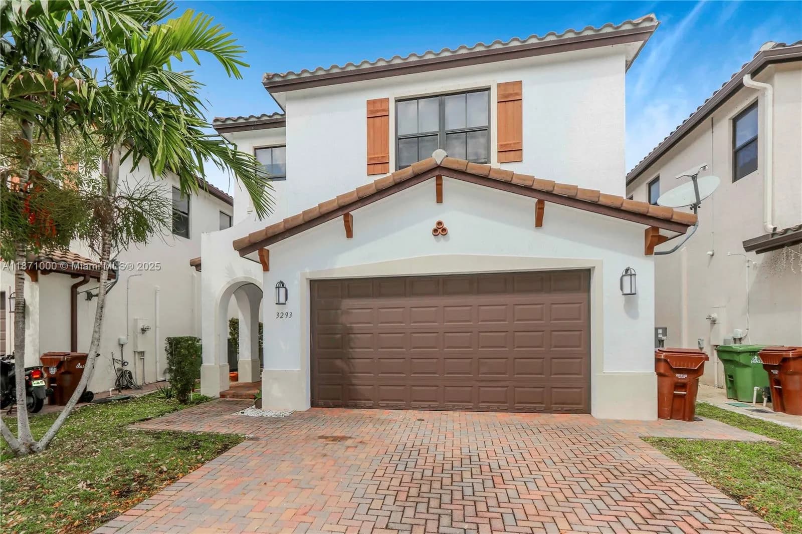 3293 W 98th Pl, Hialeah FL 33018