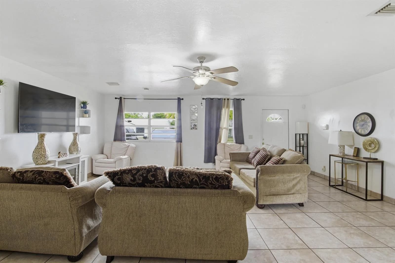 8230 SW 4th Place, North Lauderdale FL 33068