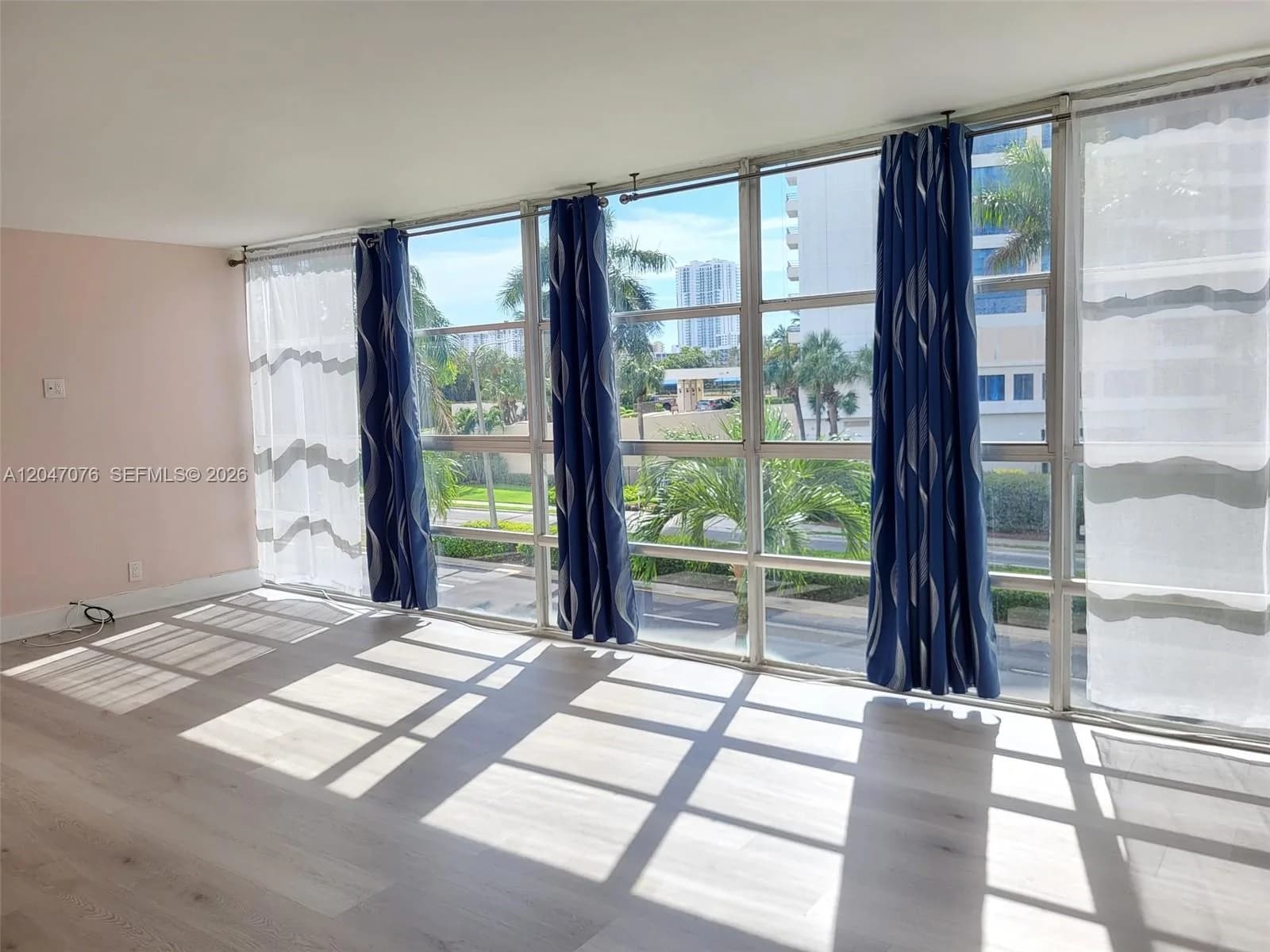 501 Three Islands Blvd # 310, Hallandale Beach FL 33009