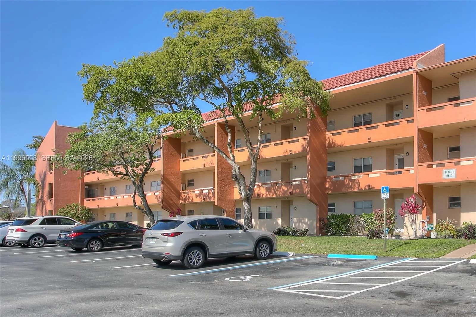 8810 W Mcnab Rd # 306, Tamarac FL 33321
