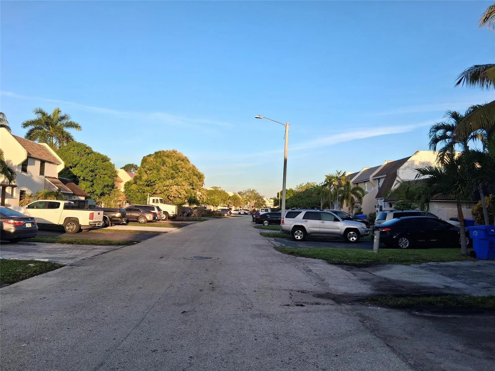1349 Seaview, North Lauderdale FL 33068