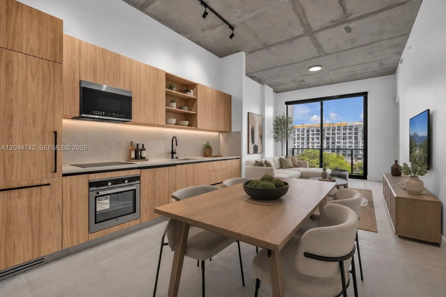 91 NW 27th St # 201, Miami, FL 33127