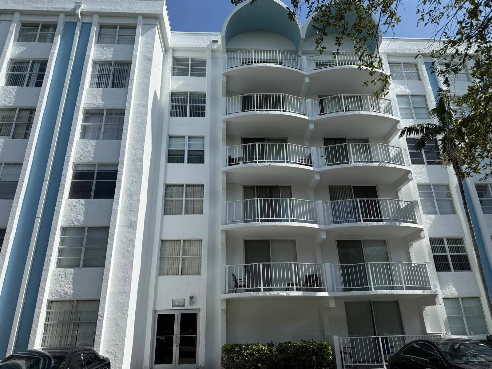 482 NW 165TH ST Road # A-301, Miami, FL 33169