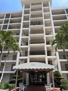 3100 N Palm Aire Drive # 410, Pompano Beach, FL 33069