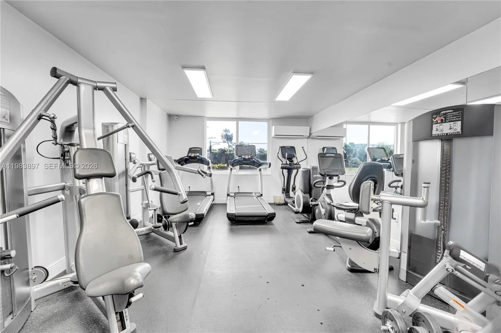 919 Hillcrest Dr # 210, Hollywood, FL 33021