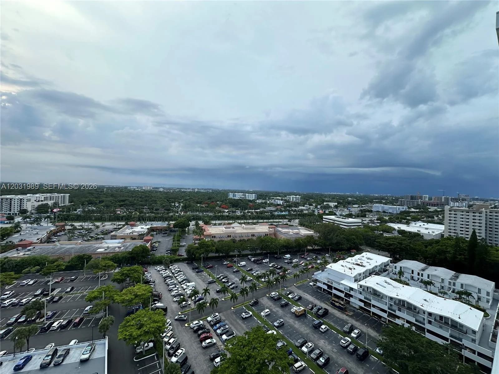 18051 Biscayne Blvd, Aventura FL 33160
