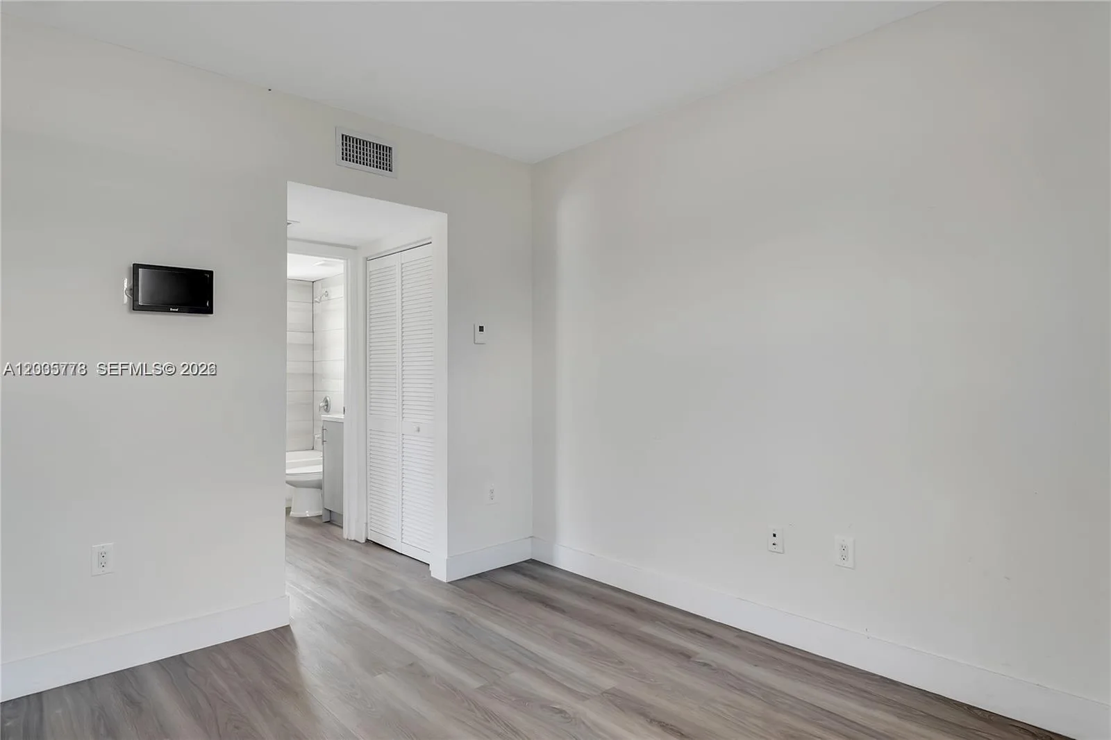 1710 NW 1st Ct # 15, Miami, FL 33136