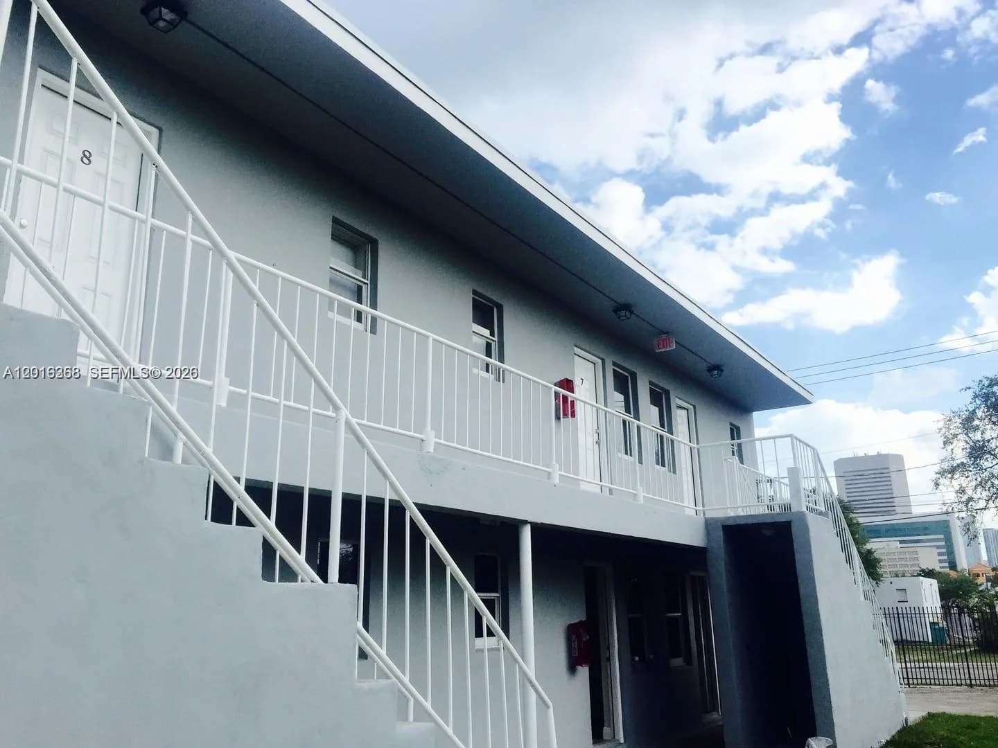 219 NW 10th St # 2, Miami, FL 33136