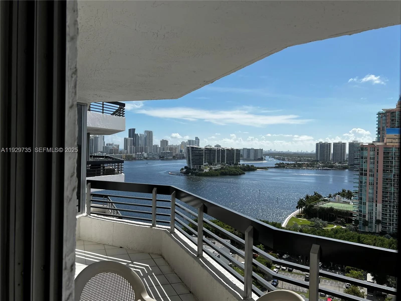 3400 NE 192nd St # 2102, Aventura FL 33180