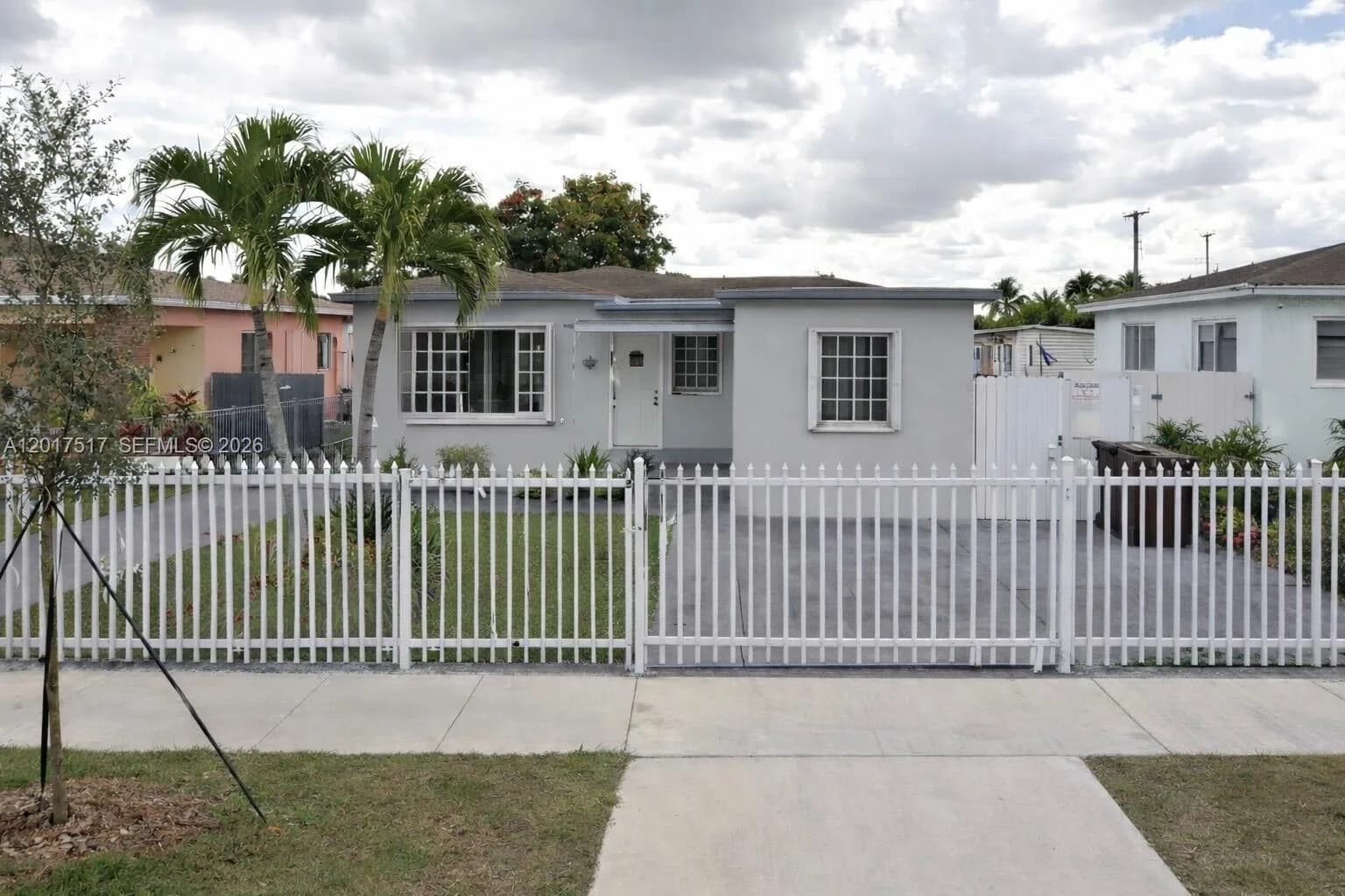 538 E 13th St, Hialeah FL 33010