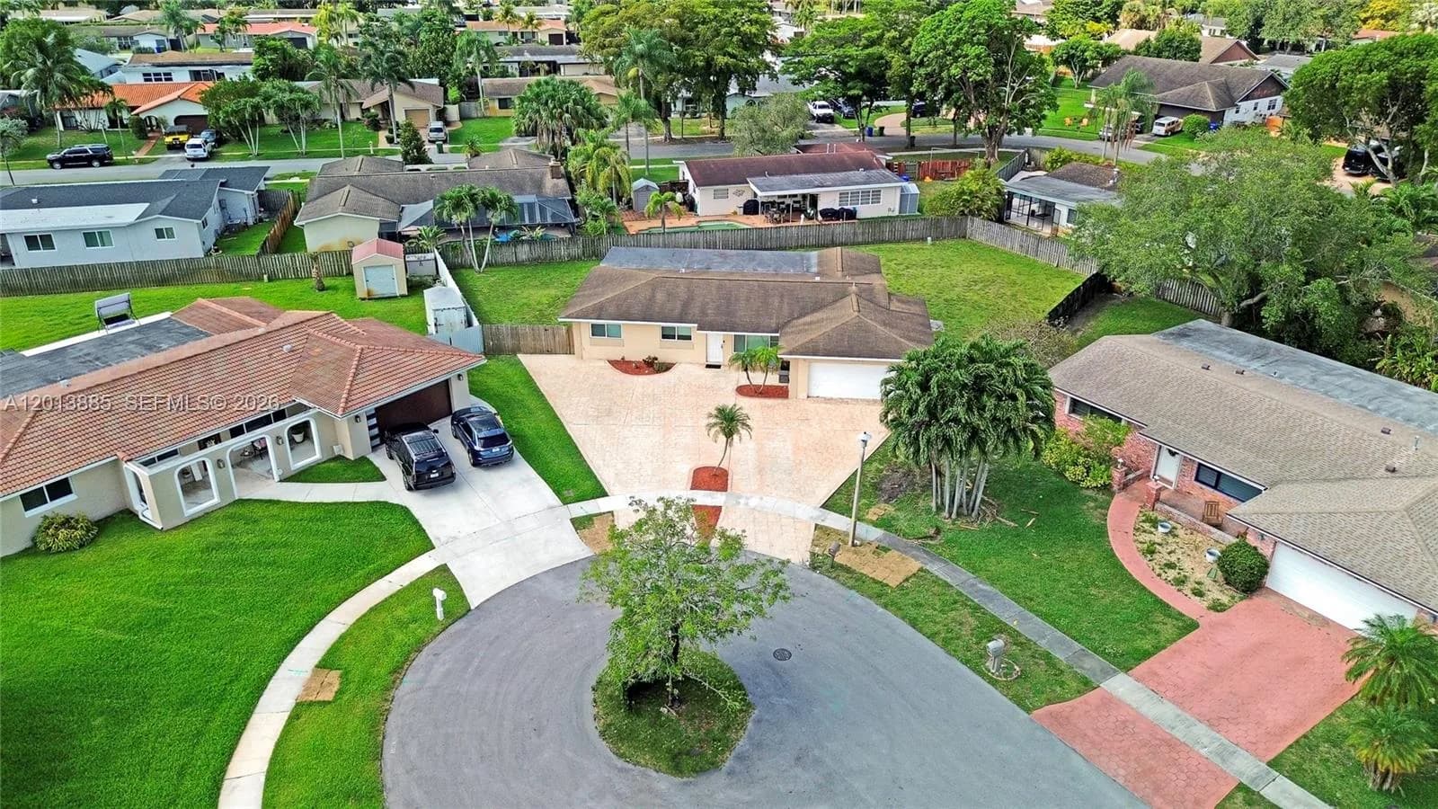 1600 NW 120th Ave, Pembroke Pines, FL 33026