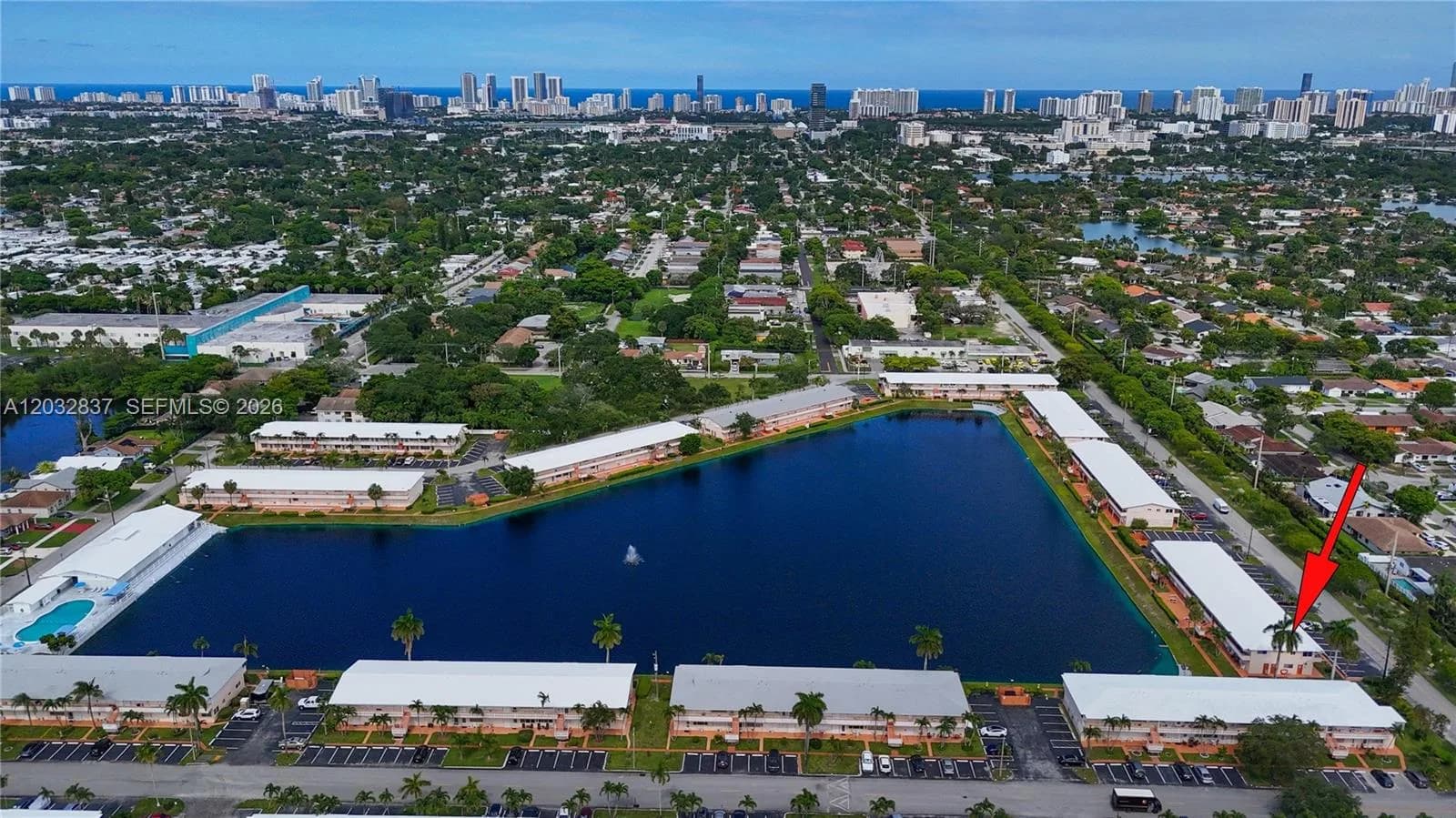 1050 SW 11th ST # #20L, Hallandale Beach FL 33009