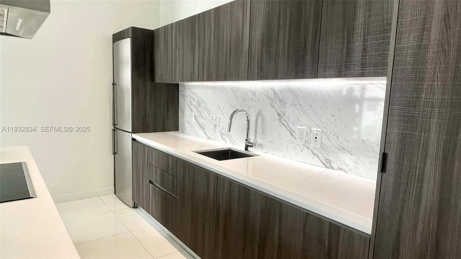 851 NE 1st Ave # 412, Miami, FL 33132