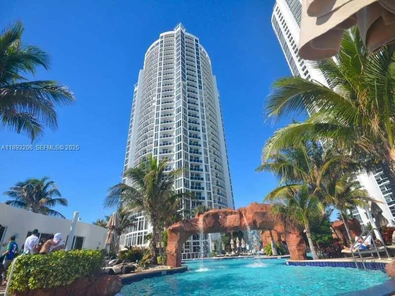 18001 Collins Avenue # 2814, Sunny Isles Beach FL 33160
