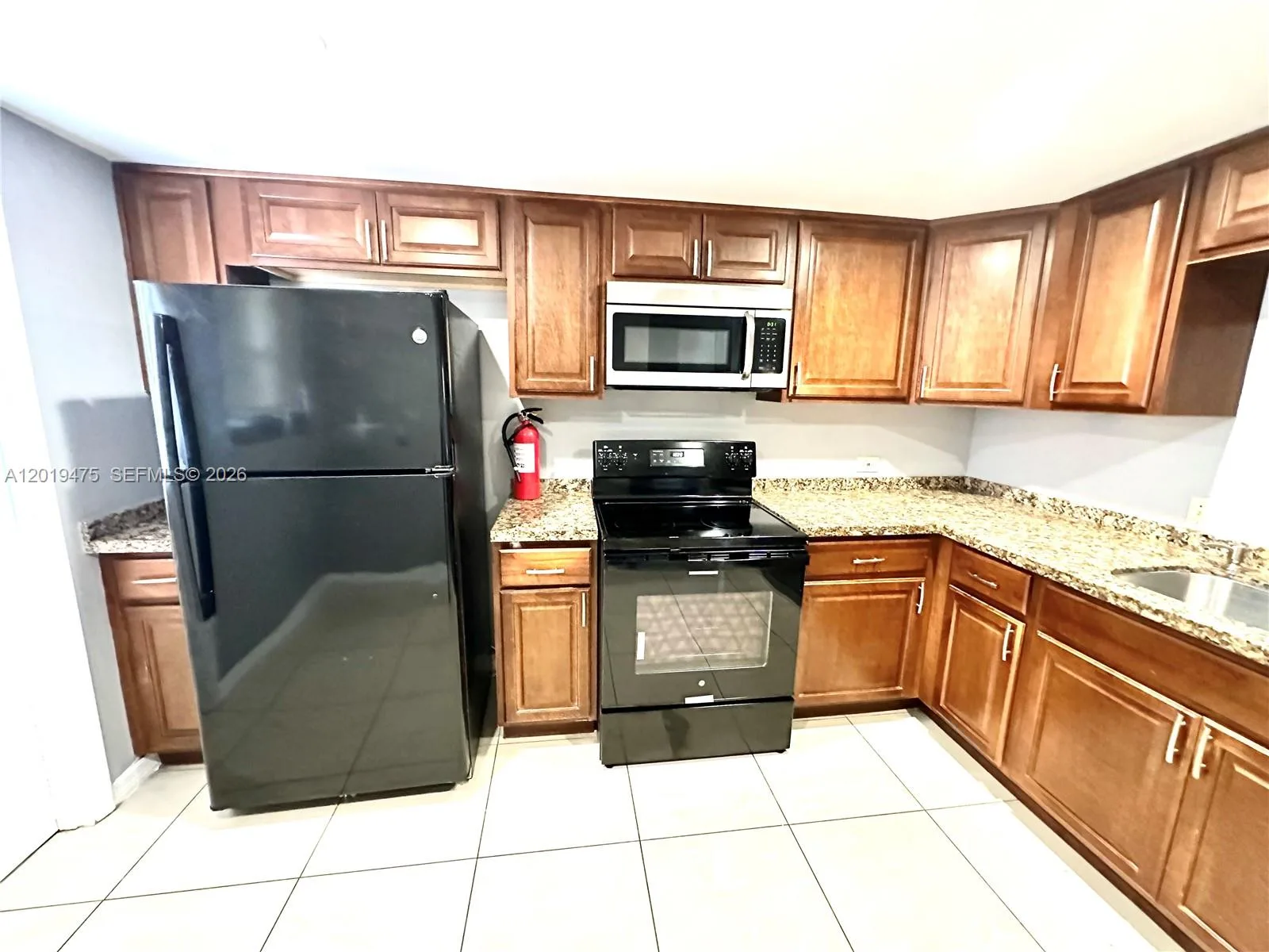 443 NE 195th St # 345, Miami, FL 33179