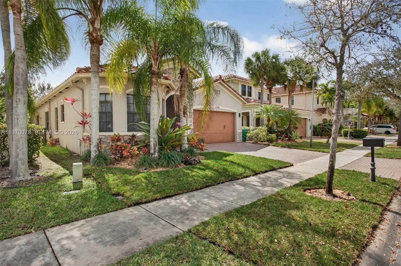 11174 NW 72nd Pl, Parkland FL 33076